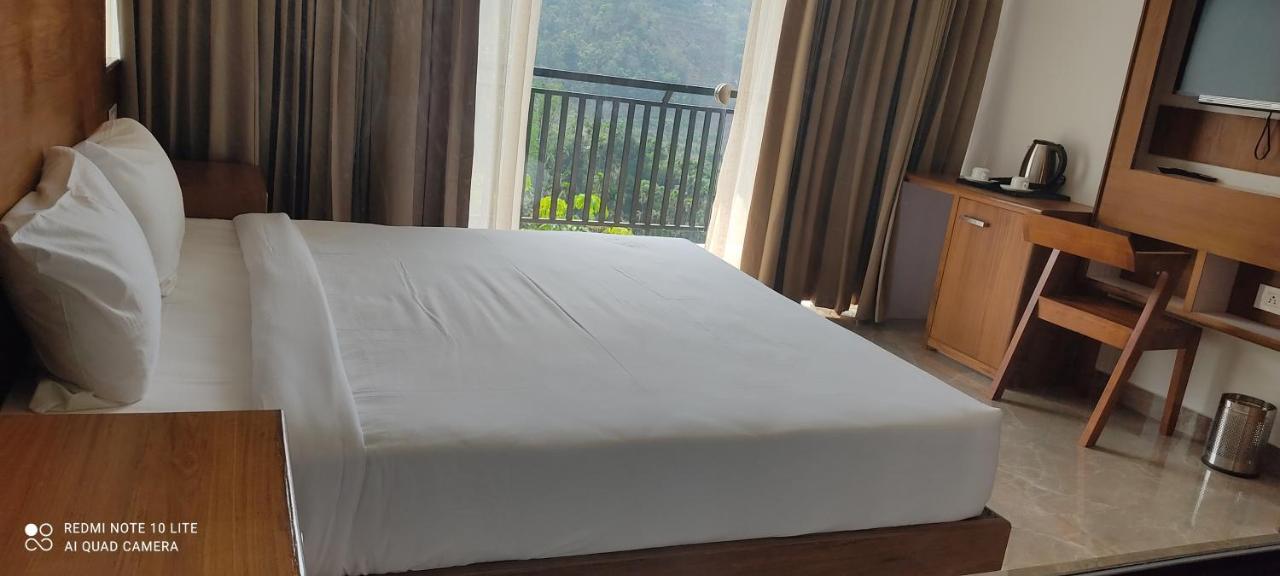 Servosonic Hotels And Resorts 坎努尔 外观 照片